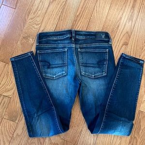 American Eagle Super Low Rise Jegging. Size 8